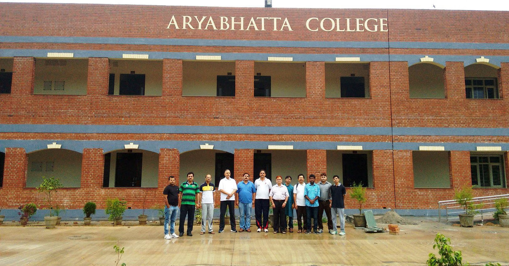 Aryabhatta College – slide 1