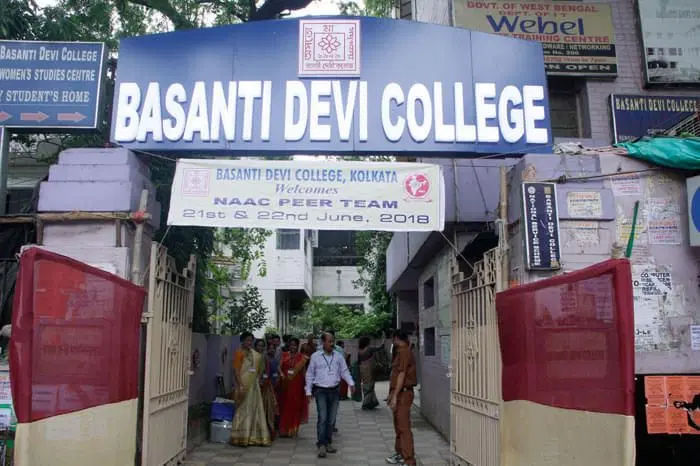 Basanti Devi College Kolkata – slide 1