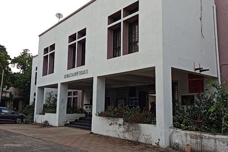 Dr. S & S.S. Ghandhy Government Engineering College Surat – slide 1