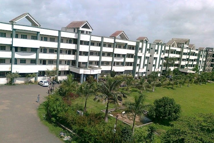 Genba Sopanrao Moze College of Engineering Balewadi Pune β slide 1