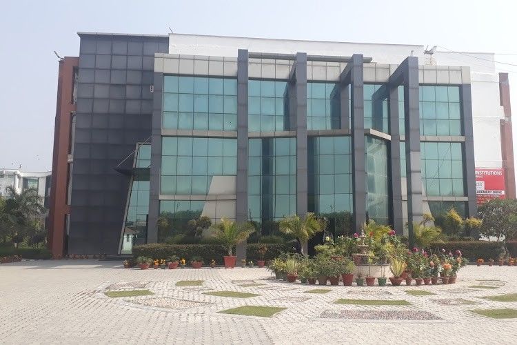 Guru Nanak Institute of Technology Ambala β slide 1