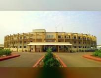 HNLU Raipur β slide 1
