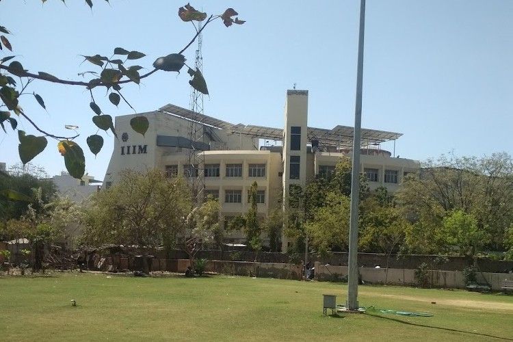 IIIM Jaipur – slide 1