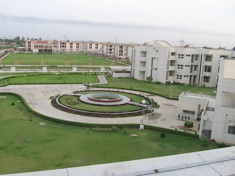 IIT Kanpur β slide 1