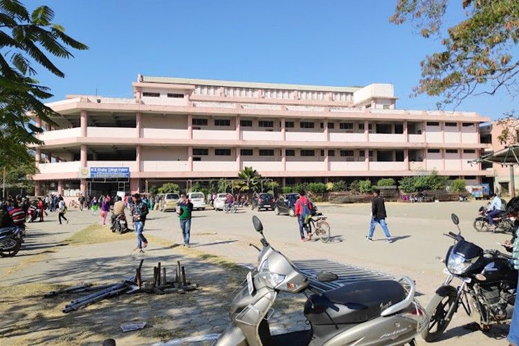 M.B. Khalsa College Indore โ slide 1
