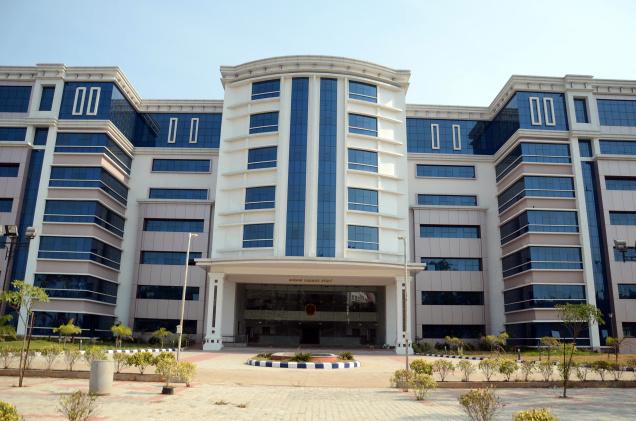 Madras Medical College – slide 1