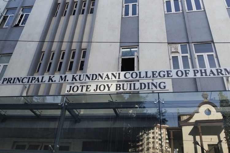 Principal K.M. Kundnani College of Pharmacy Mumbai β slide 1