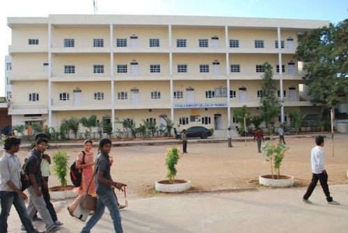 Teegala Ram Reddy College of Pharmacy Hyderabad β slide 1