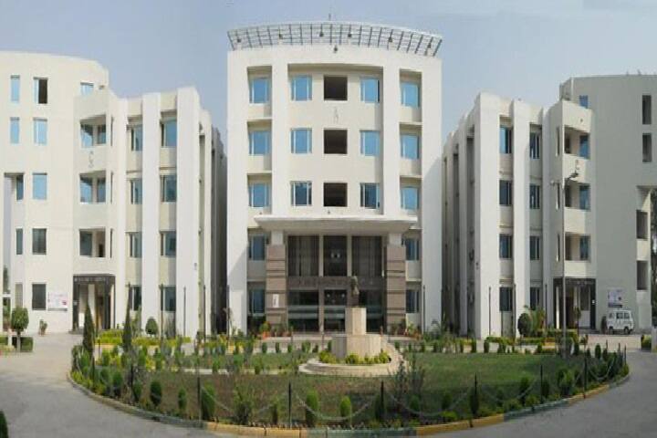 United Institute of Technology Allahabad – slide 1
