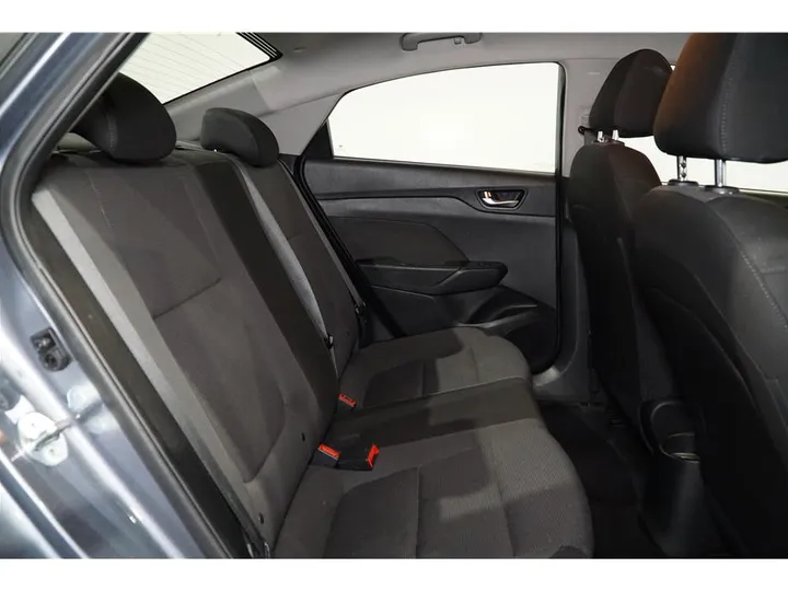 GRAY, 2020 HYUNDAI ACCENT Image 16