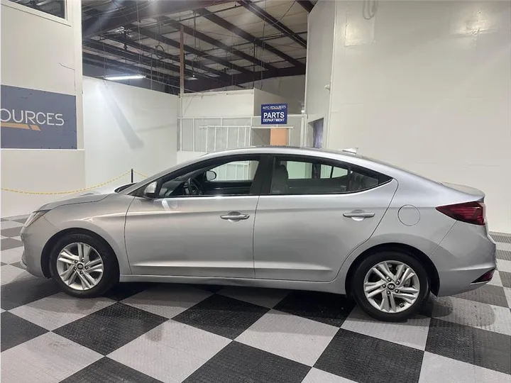 SILVER, 2020 HYUNDAI ELANTRA Image 7
