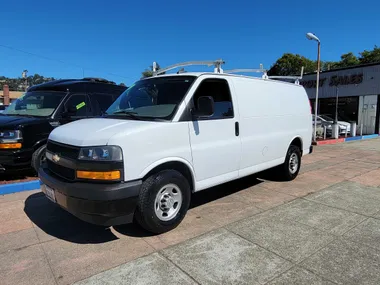 WHITE, 2018 CHEVROLET EXPRESS Image 