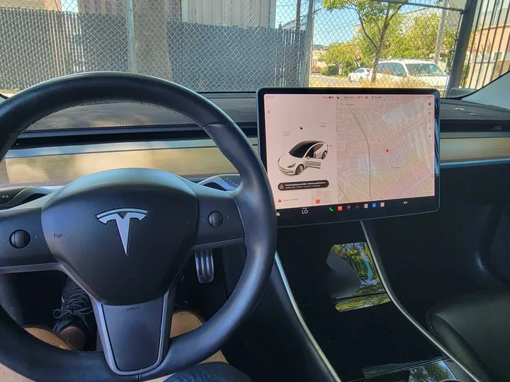 WHITE, 2019 TESLA MODEL 3 Image 18