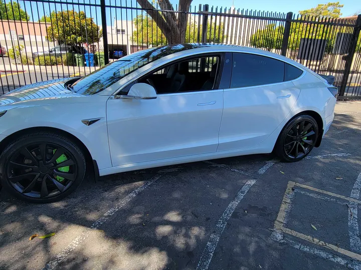 WHITE, 2019 TESLA MODEL 3 Image 10