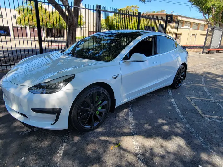 WHITE, 2019 TESLA MODEL 3 Image 11