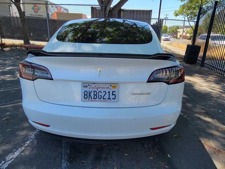 WHITE, 2019 TESLA MODEL 3 Image 17