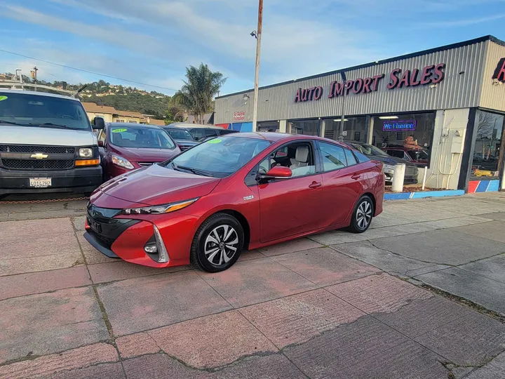 RED, 2017 TOYOTA PRIUS PRIME Image 4