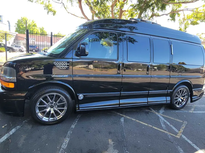 BLACK, 2014 CHEVROLET EXPRESS Image 17