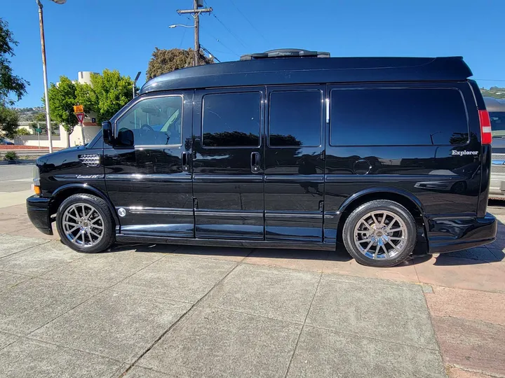 BLACK, 2014 CHEVROLET EXPRESS Image 14