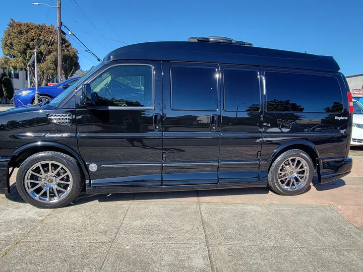 BLACK, 2014 CHEVROLET EXPRESS Image 15