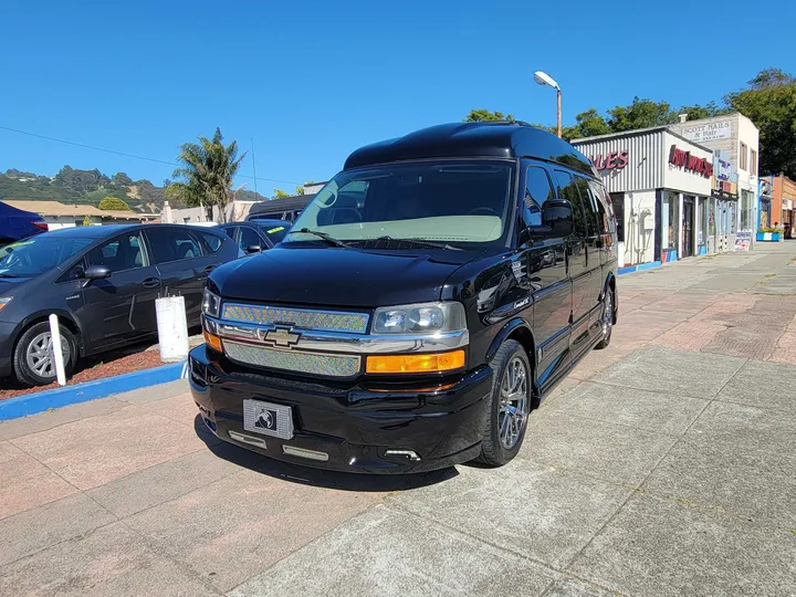 BLACK, 2014 CHEVROLET EXPRESS Image 3