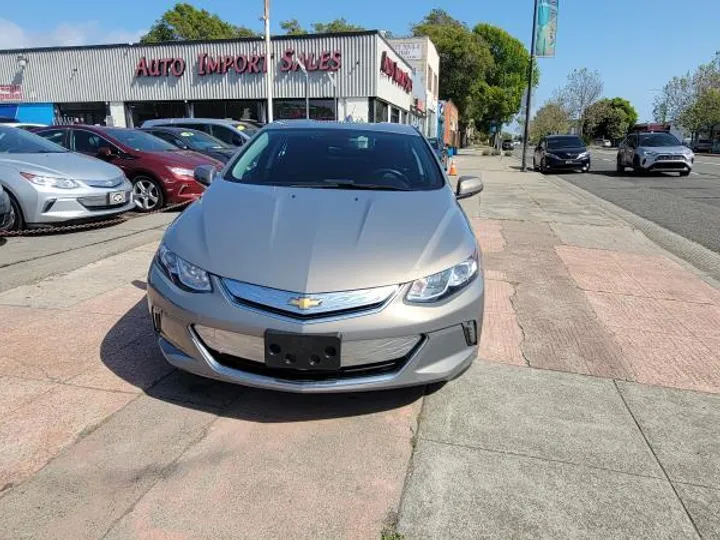 BROWN, 2017 CHEVROLET VOLT PLUG-IN HYBRID Image 4