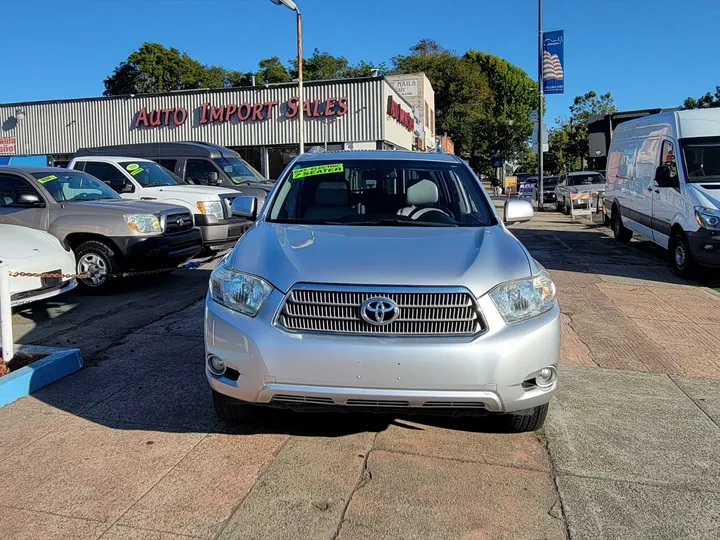 SILVER, 2008 TOYOTA HIGHLANDER Image 4