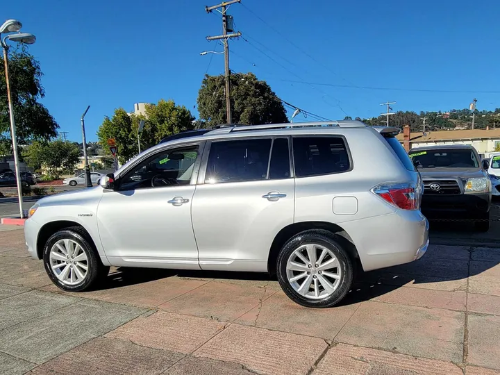 SILVER, 2008 TOYOTA HIGHLANDER Image 7