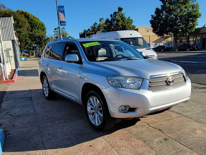 SILVER, 2008 TOYOTA HIGHLANDER Image 11