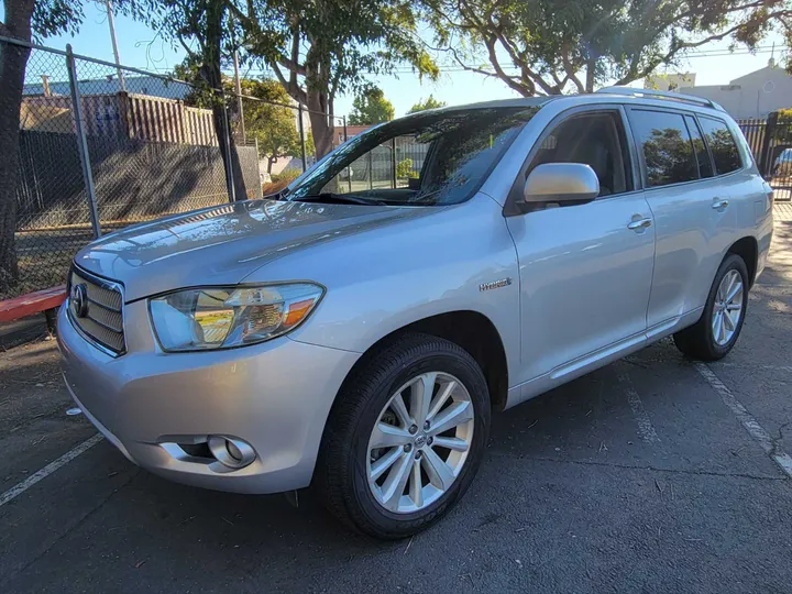 SILVER, 2008 TOYOTA HIGHLANDER Image 13