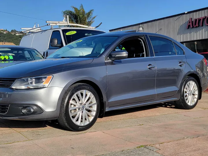 GRAY, 2013 VOLKSWAGEN JETTA Image 7