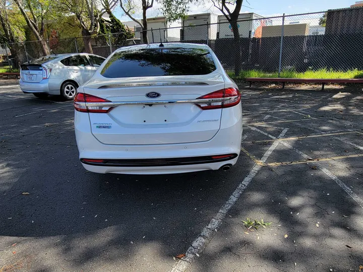 WHITE, 2017 FORD FUSION ENERGI Image 22