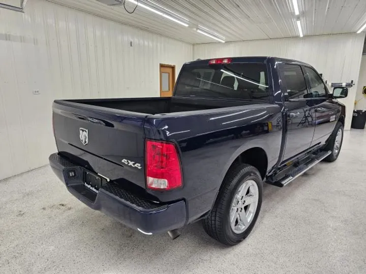 BLUE, 2017 RAM 1500 CREW CAB Image 5