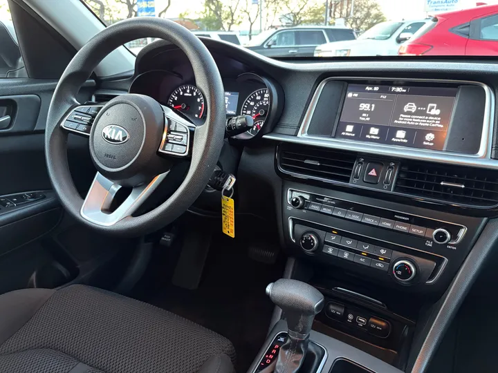 2019 KIA OPTIMA Image 34