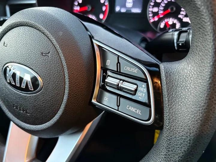 2019 KIA OPTIMA Image 39