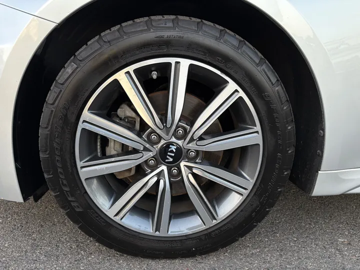 2019 KIA OPTIMA Image 46