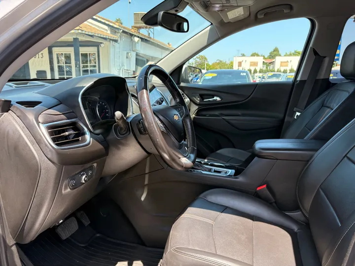 2022 CHEVROLET EQUINOX Image 11