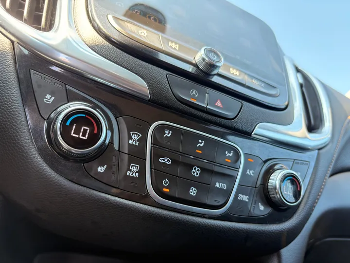 2022 CHEVROLET EQUINOX Image 26