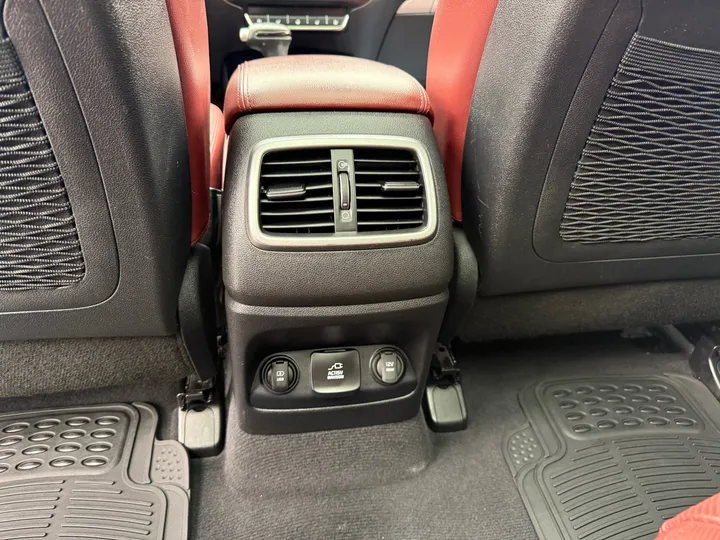 2017 KIA SORENTO Image 21