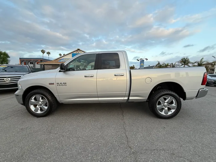 2016 RAM 1500 QUAD CAB Image 7