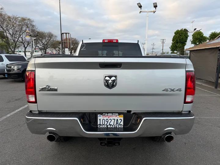 2016 RAM 1500 QUAD CAB Image 9