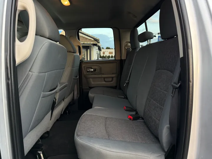 2016 RAM 1500 QUAD CAB Image 21