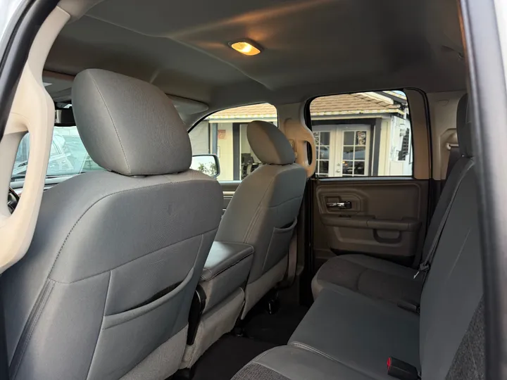 2016 RAM 1500 QUAD CAB Image 22