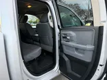 2016 RAM 1500 QUAD CAB Thumnail Image 27