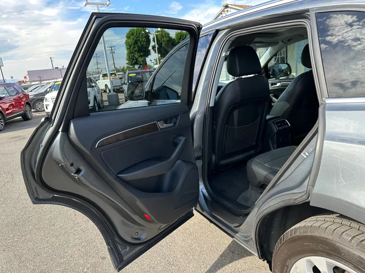 2016 AUDI Q5 Image 32