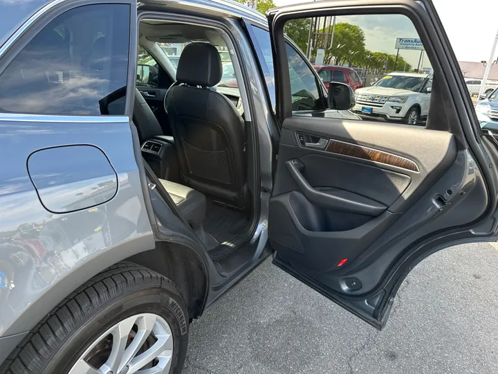 2016 AUDI Q5 Image 40