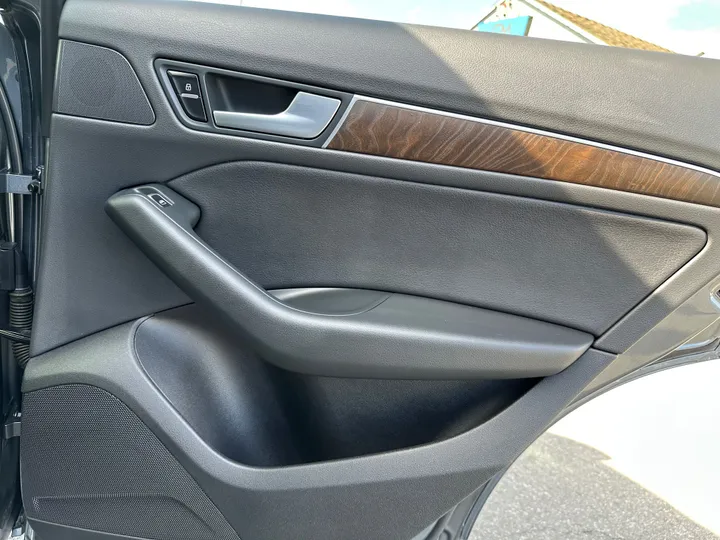 2016 AUDI Q5 Image 41