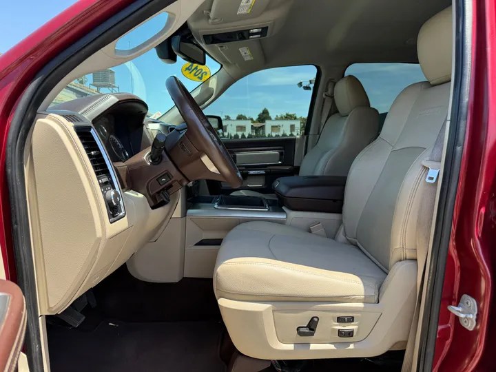 2014 RAM 1500 CREW CAB Image 14