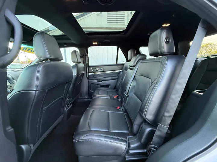 2018 FORD EXPLORER Image 23