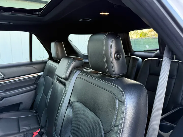 2018 FORD EXPLORER Image 25